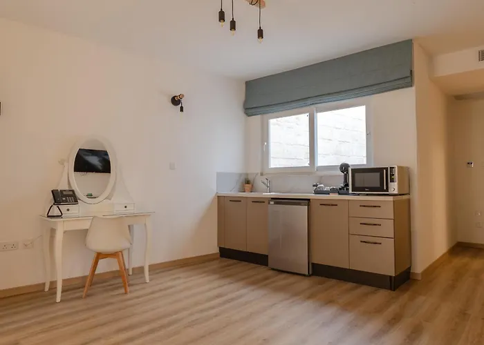 فندق مبيت وإفطار Roel Boutique 4*