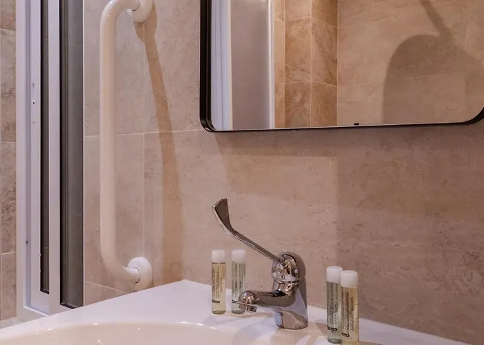 Roel Boutique فندق مبيت وإفطار 4*