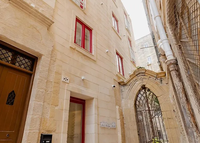 فندق مبيت وإفطار Roel Boutique 4*