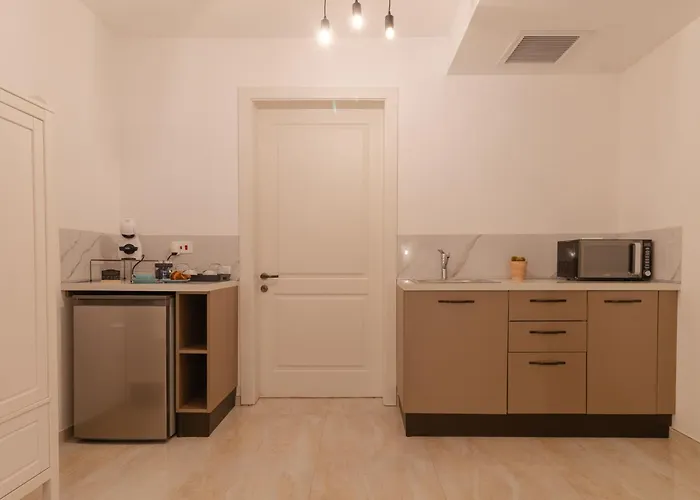 Roel Boutique فندق مبيت وإفطار 4*